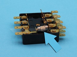 Fuse 25A- short Volvo 544 210 Amazon 11434