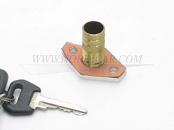 Kopf Wasserleitung Volvo 544 210 Ama 1800 140 240 B18/20 LPG 418213