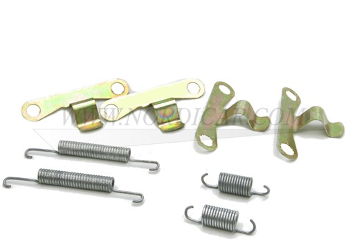 Kit de montage de mâchoires de frein à main  Volvo 240 260 740 760 -87 940 960 1205887