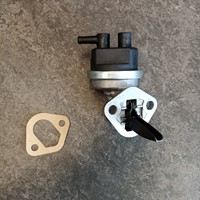 Pompe à carburant Volvo 240 740 B19/21/23/200/230 1336185-2