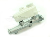 Master Brake Cylinder Volvo 740 1359693