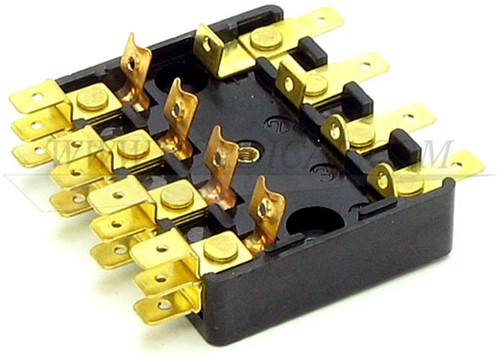 Fuse box Volvo 544 210 Ama 192228