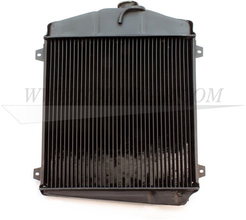 Kühler  Volvo 444 445 544 210 B4B B16 252078-2