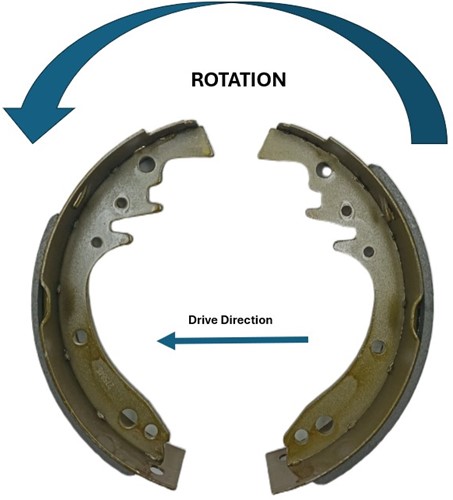 Brake shoe set- Front Volvo 544 210 Ama 9 inch 271811-2