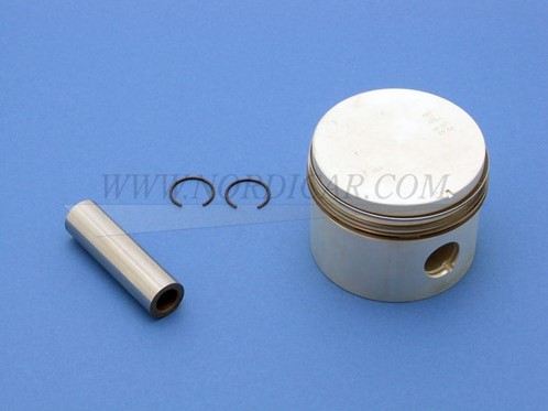Piston set 030 Volvo 140 164 240 B20 ('74-'76) 272059