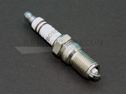 Bougie d'allumage HR6DC Volvo B27/28/A/E/F 273599