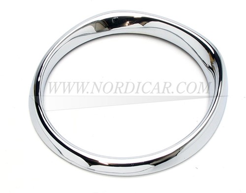 Headlamp rim chrome Volvo 164 281444