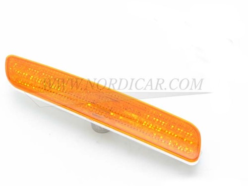 Feu de position - Avant Droite/Arrière Gauche- Orange Volvo S/V40 01-03 30621938