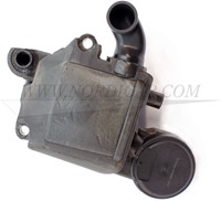 Oil trap, Crankcase breather Volvo S/V40 (-04) S80 31338023-2