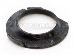 Veerschotelrubber achteras Volvo 440 460 480 3410756
