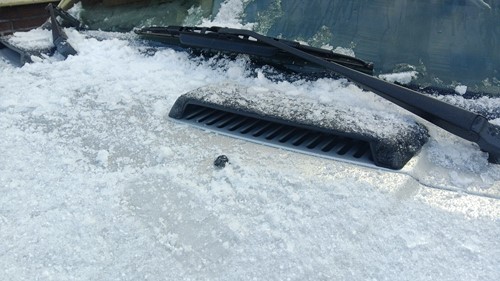 Schneeabdeckungsset Paravane Lufteinlass Volvo 240 ('86-'93) 3524979-3