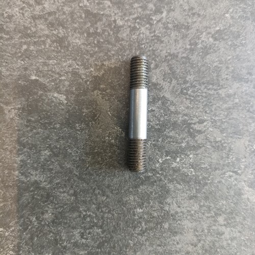 Stud Overdrive 40mm Volvo Ama P1800 140 164 380293