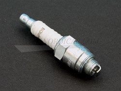 Spark plug small 10mm Volvo B4B (eerste twee types) 403337