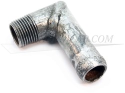 Connector stud Cylinder head - Heating hose - angled- used part Volvo B18 B20 B30 achterop cilinderkop 418421