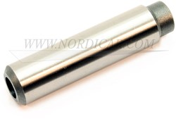 Valve guide outlet side Volvo B18 kop met B20 kleppen montage op B20 419653