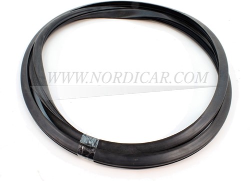 Side glass rubber seal: Left/Right Volvo Amazon combi P220 662687