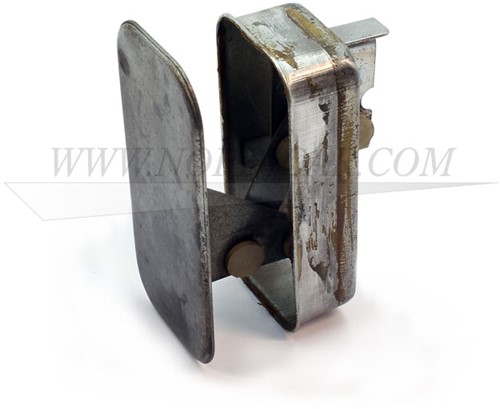 Volet d'aération Panneau Montant B -pièce utilisée Volvo P1800 662957