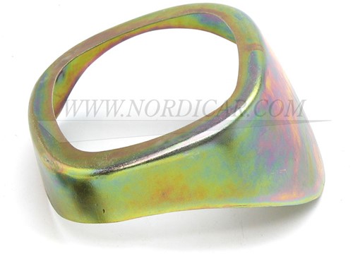 Reflector housing- rubber Volvo 220 663106