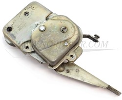 Serrure de porte Droit avant -pièce utilisée Volvo Amazon 667432