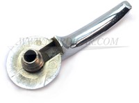 Deurgreep gebruikt Volvo P120 chassisnr 166400- P130 84600-279899 670662-2