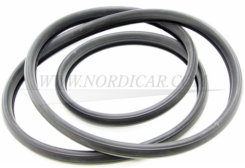 Joint de vitre arrière Volvo 544 Favorit 657439