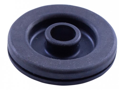 Grommet rubber Volvo 140 164 675689