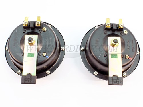 Kit Klaxon – ton aigu et bas- 12V- chrome Volvo 544 210 Amazon 1800S E ES 142 144 145 164 678840-2