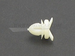 Clip trim moulding Front Volvo 142 144 145 164 679898