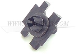 Sierlijstklem dorpelstrip Volvo 140 164 680462