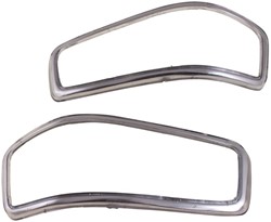 Clignotant – cabochon – avant droit – avec bord chromé Volvo 140 -73 681164 681165