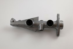 Maître-cylindre de frein Volvo 740 1359693