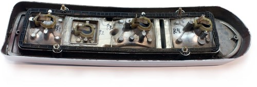 Gehäuse, Heckleuchte Rechts- Gebrauchtteil Volvo 1800ES 682688-2