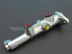 Master brake cylinder Volvo 240 260 8111005