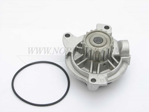 Water pump TDI SKF Volvo 850 S/V70 -00 S80 V70 -01 D5252T Tdi 8692839-2