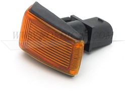 Flasher lamp Front screen- Left/Right- orange Volvo 200 700 800 900 S/V40 9133609