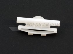 Befestigungsclip weiss Volvo 850 9151649