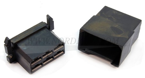 Connector housing- 6 pin male/female Volvo Amazon 958214 958215-2