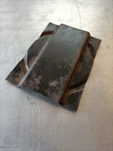 Plaque de couverture, Réservoir à essence -pièce utilisée Volvo Amazon Combi P220 666280