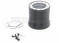 Moyeu de volant chez ST13553 Volvo 1800S E ES ST07703