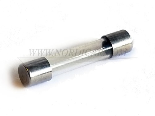 Fusible en verre 15A Volvo ZEK005NOR